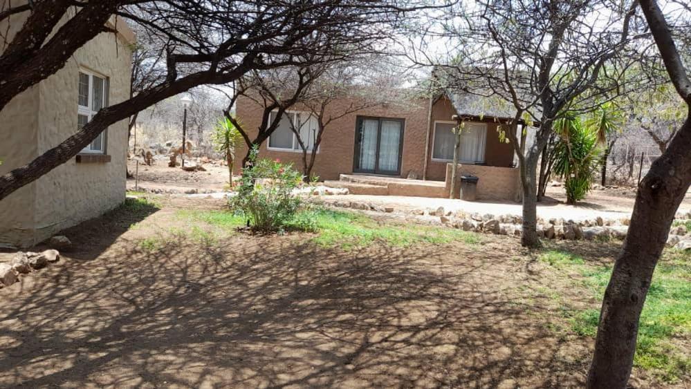 فندق Ombo Rest Camp أوكاهانديا الغرفة الصورة