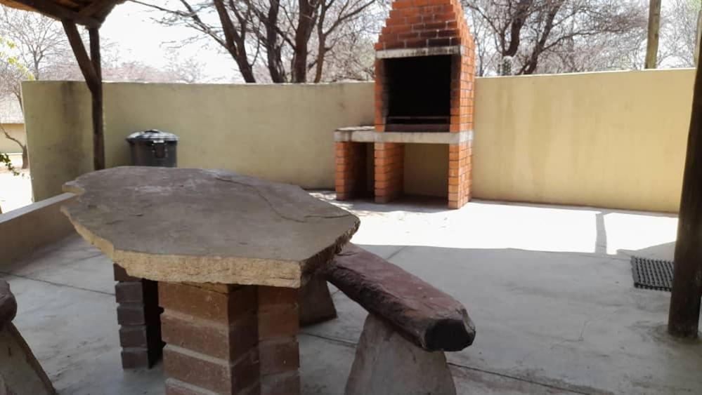 فندق Ombo Rest Camp أوكاهانديا الغرفة الصورة
